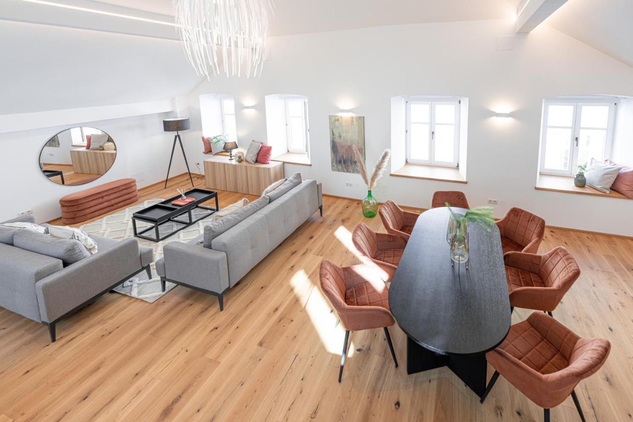 Penthouse Maxfux Direkt In Der Fussgaengerzone 130M2 Apartment Krems an der Donau Bagian luar foto